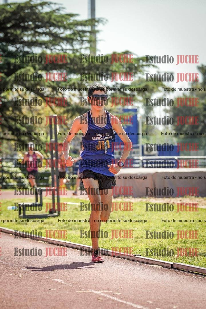 Fotos de los 2400 m de varones