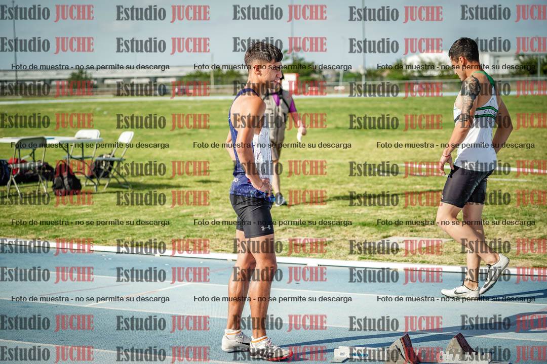 Fotos de los 400 m llanos de varones