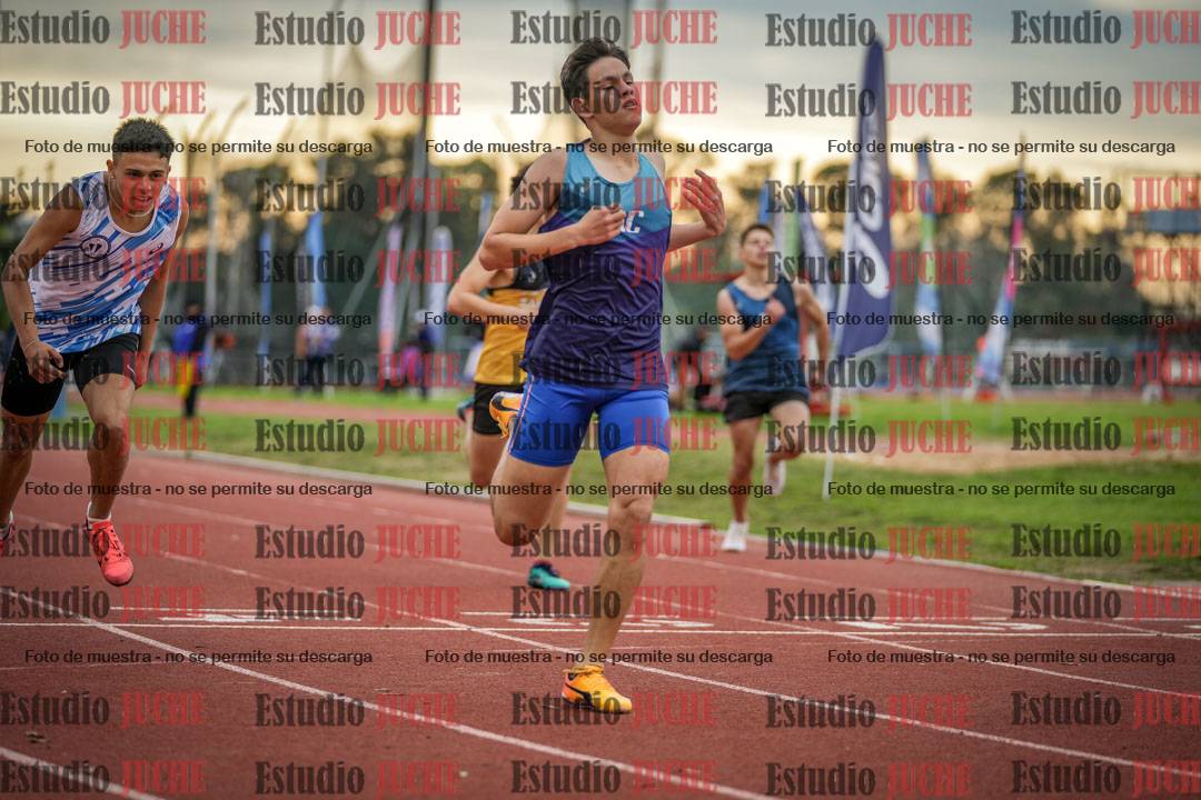 Fotos de los 400 m con vallas de varones