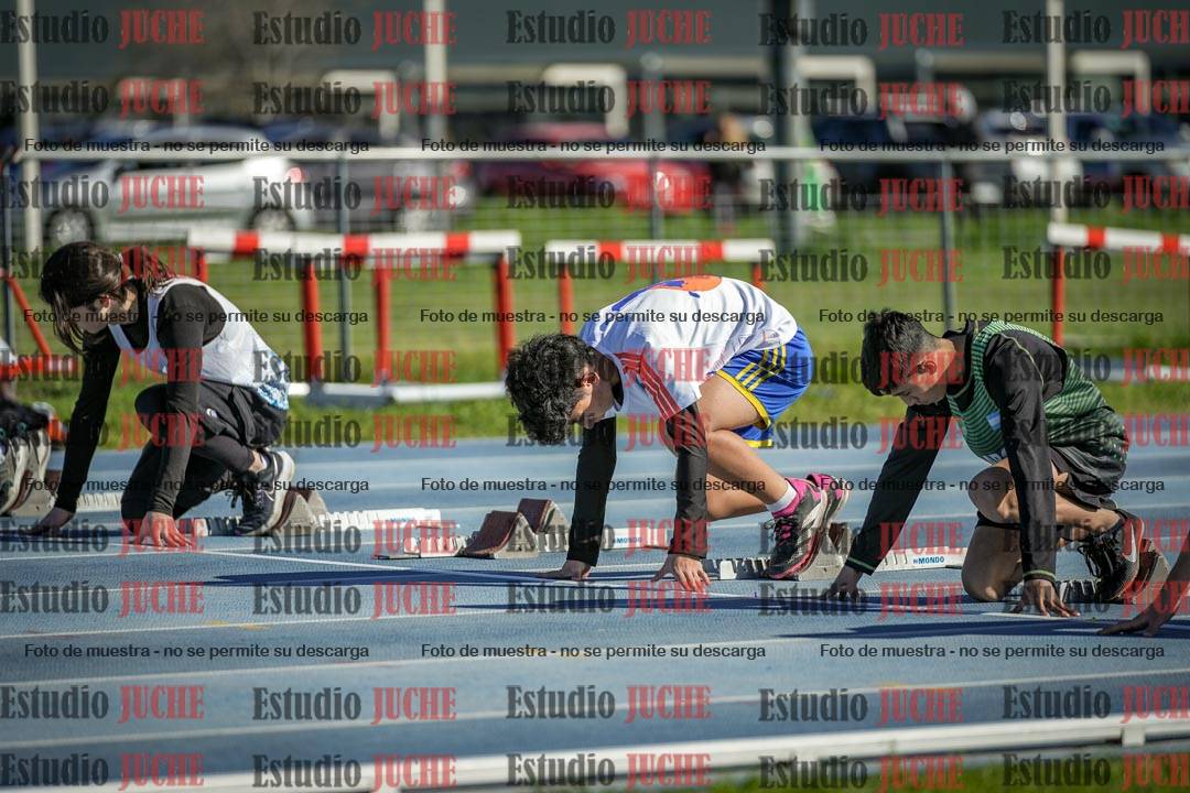 Fotos de los 80 m llanos de varones - U14