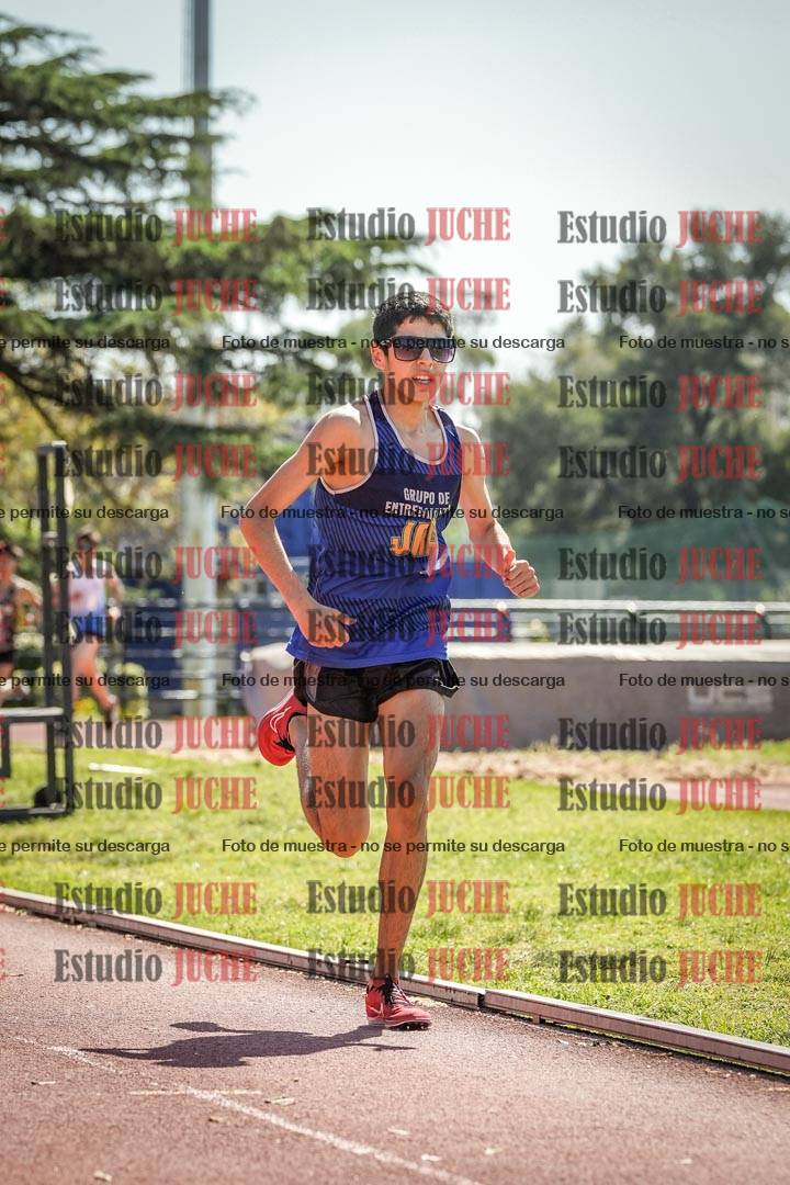 Fotos de los 2400 m de varones