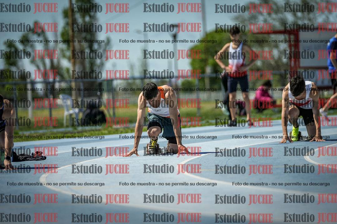 Fotos de los 200 m llanos de varones