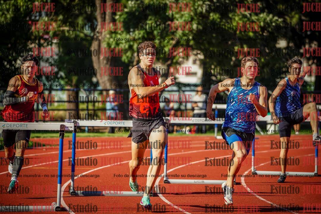 Fotos de los 400 m con vallas de varones