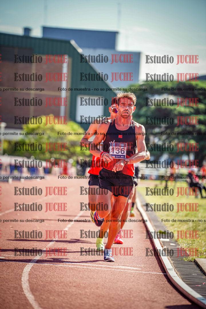 Fotos de los 10.000 m de varones - serie 1