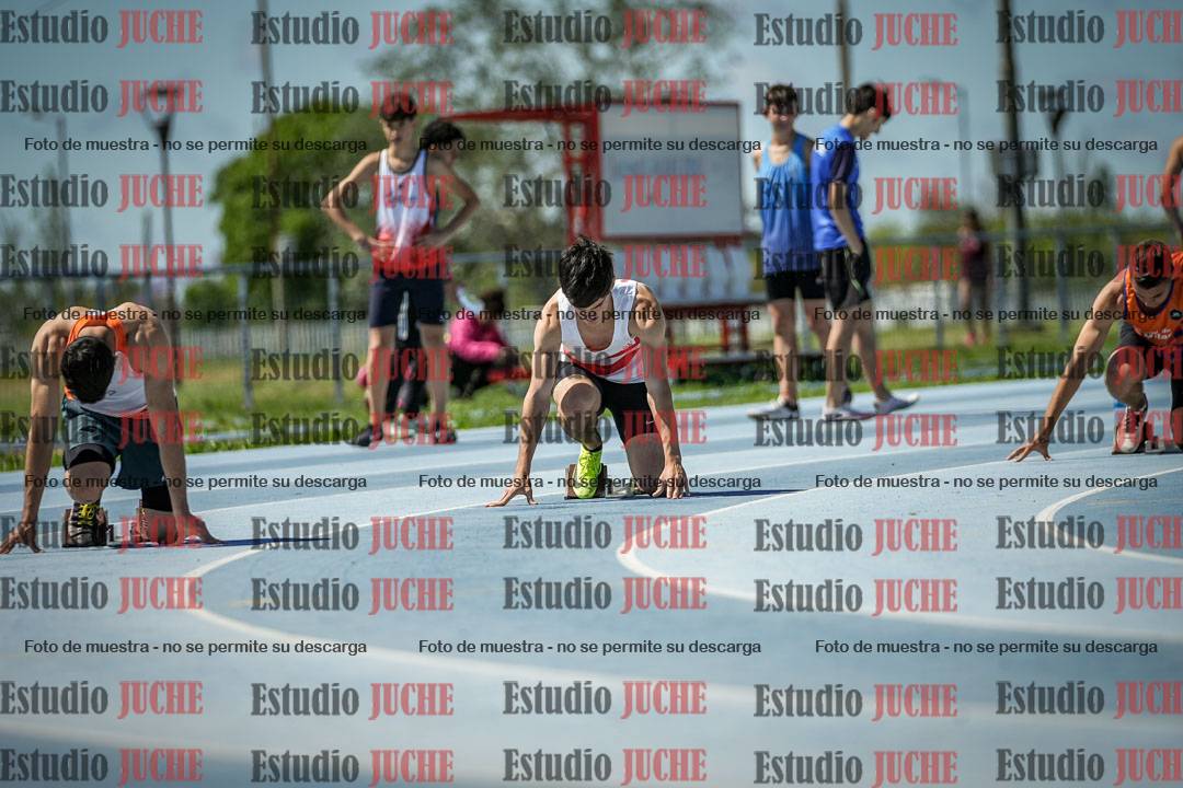Fotos de los 200 m llanos de varones