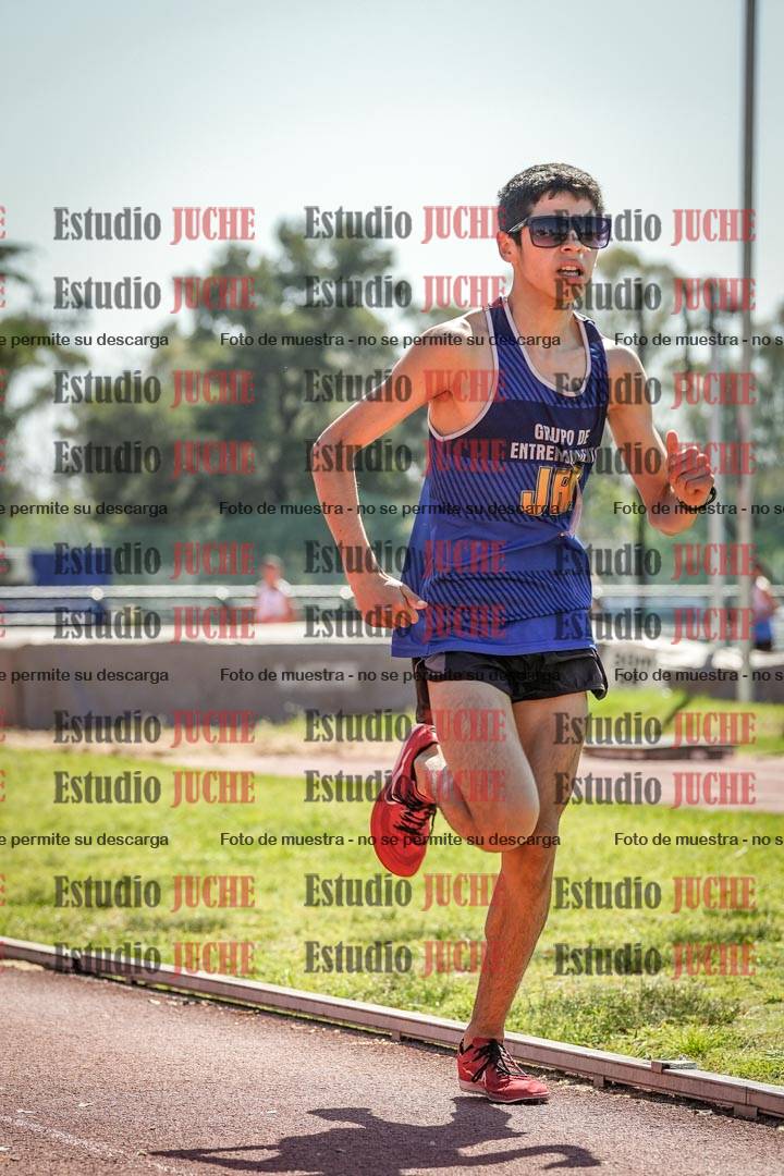 Fotos de los 2400 m de varones