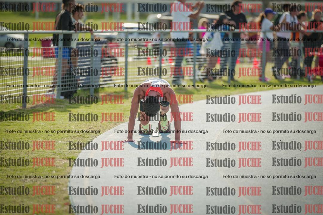 Fotos de los 400 m llanos de varones