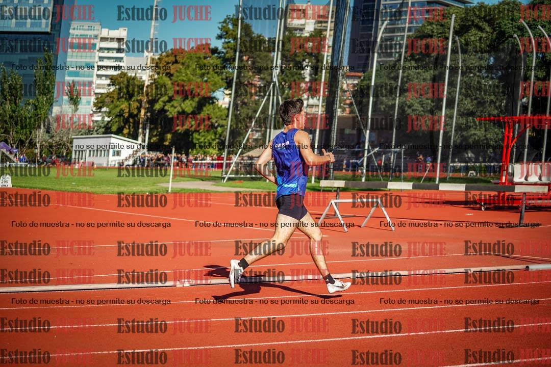 Fotos de los 400 m con vallas de varones