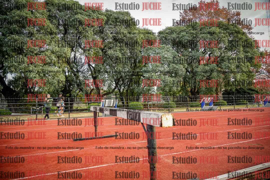 Fotos de los 3000 m con obstáculos de varones