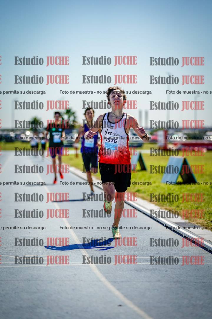 Fotos de los 600 m llanos de varones