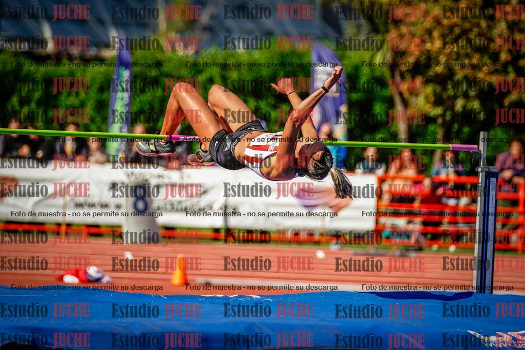 Fotos del salto en alto de mujeres - hepta 2