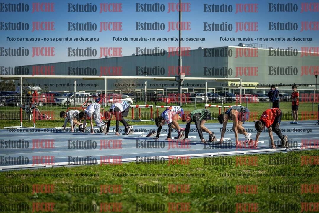 Fotos de los 80 m llanos de varones - U14