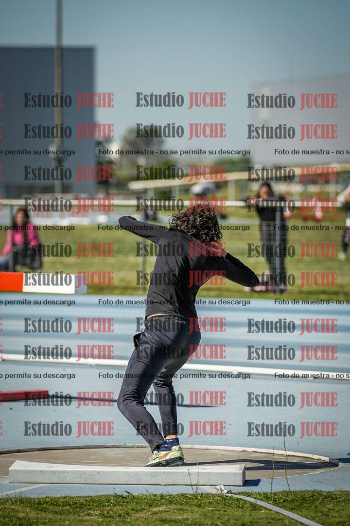 Fotos del lanzamiento de bala de varones