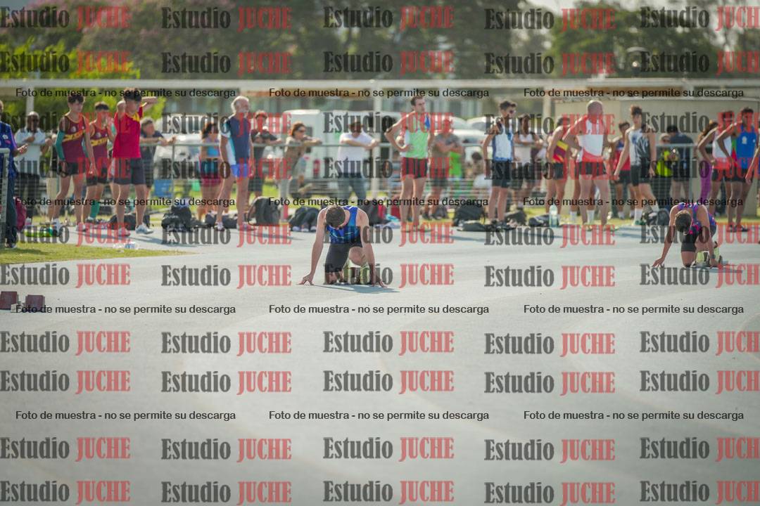 Fotos de los 400 m llanos de varones