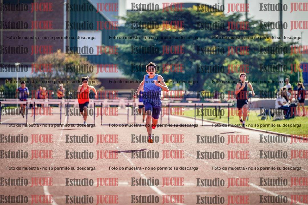Fotos de los 400 m con vallas de varones