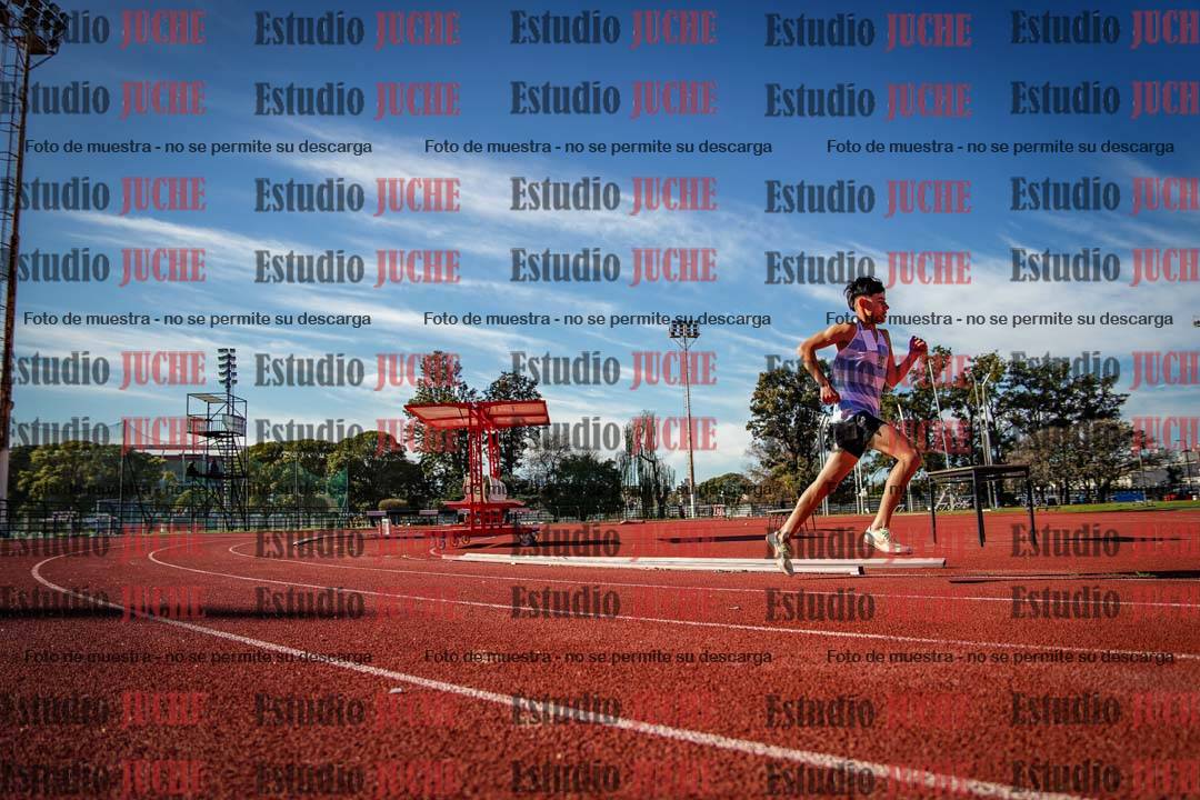 Fotos de los 2400 m llanos de varones