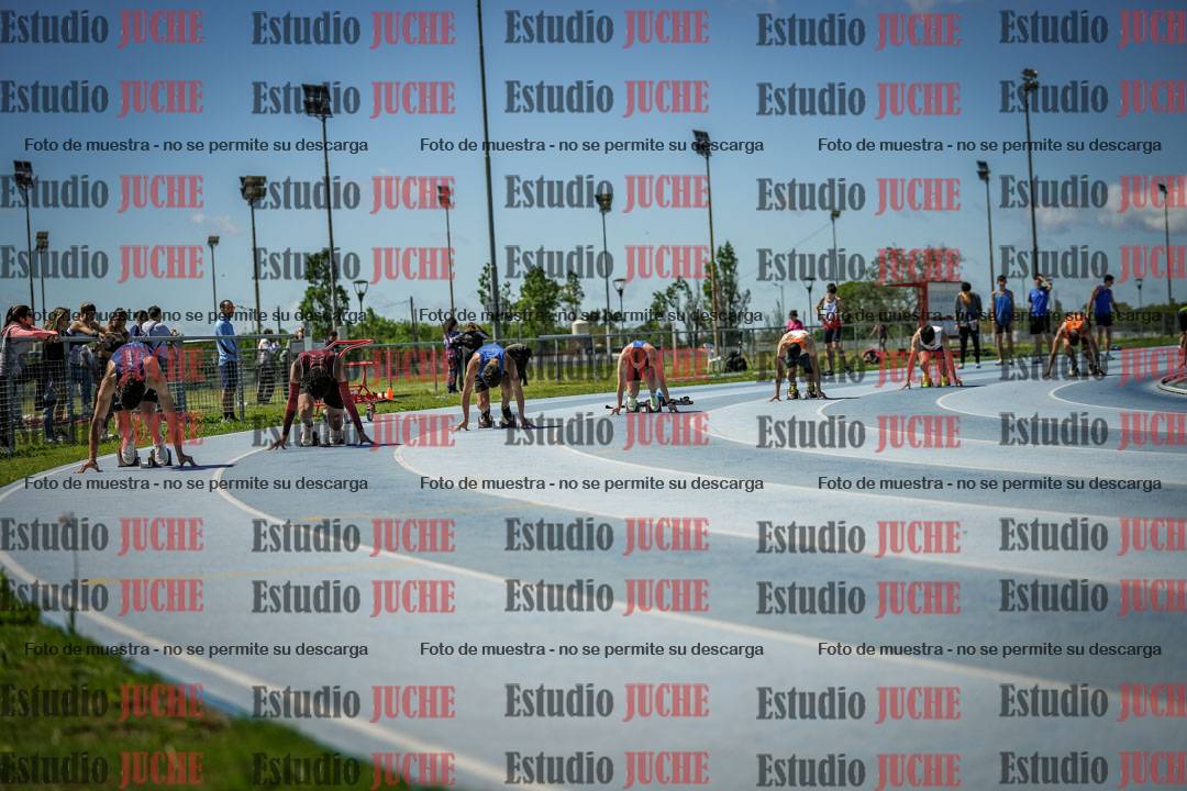 Fotos de los 200 m llanos de varones