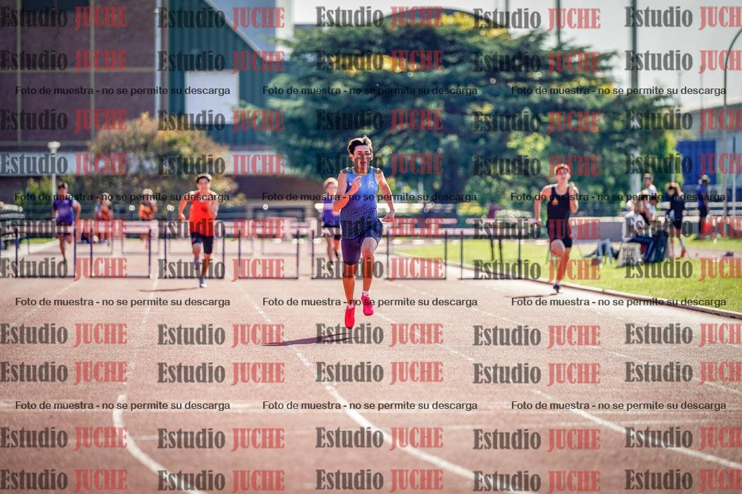Fotos de los 400 m con vallas de varones