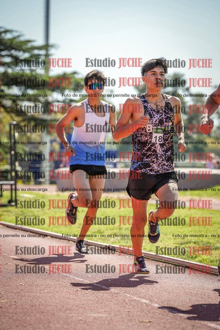 Fotos de los 2400 m de varones