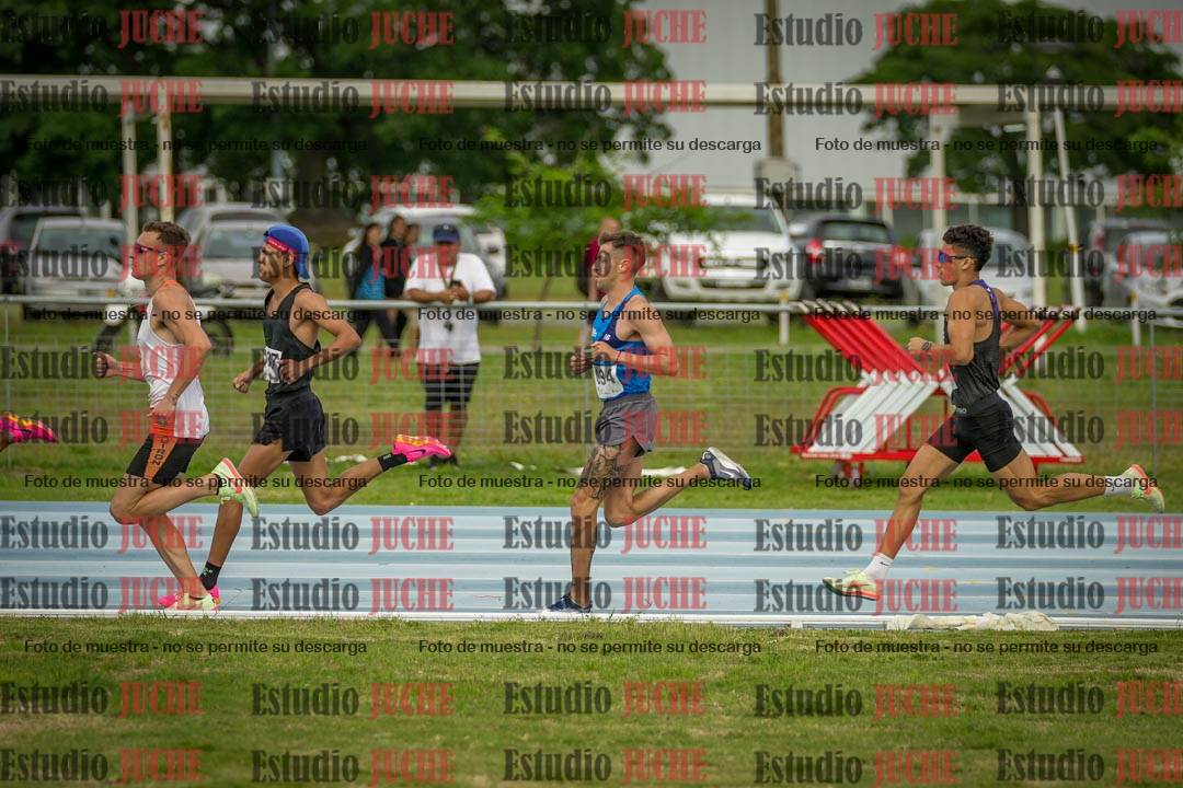 Fotos de los 1000 m llanos de varones