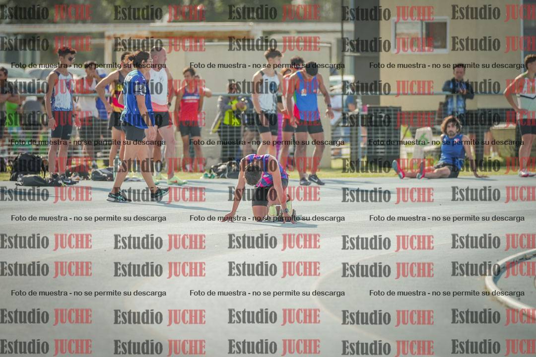 Fotos de los 400 m llanos de varones