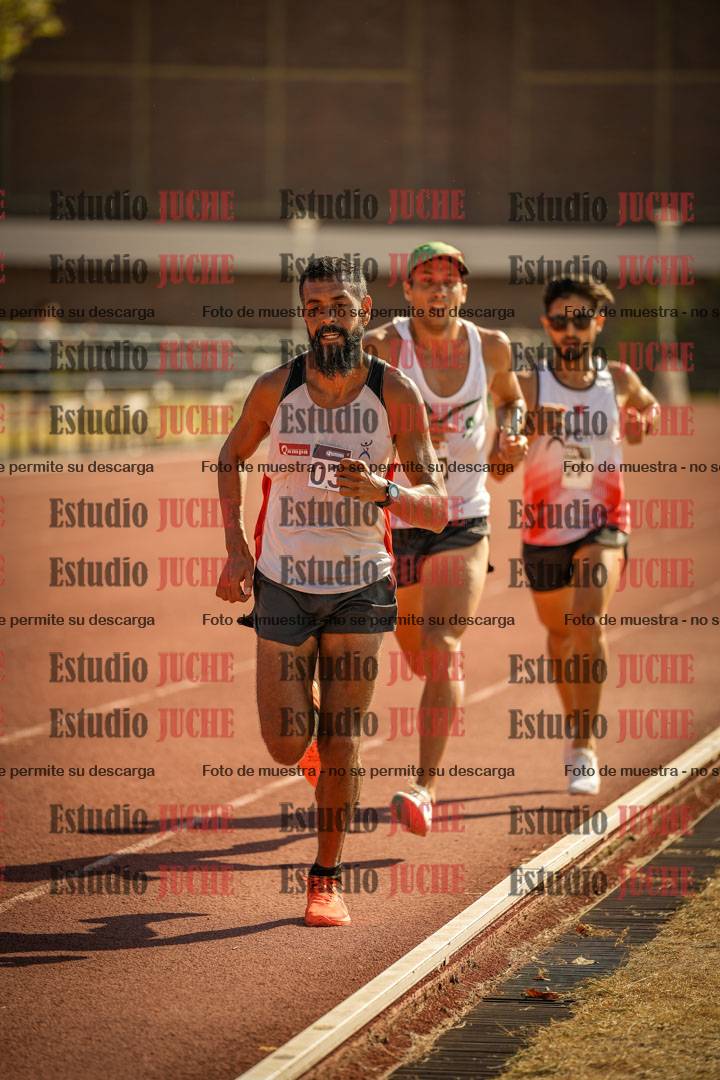 Fotos de los 3000 m llanos de varones