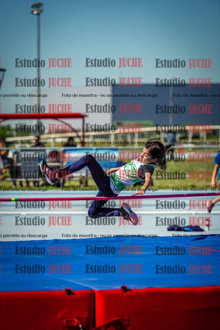 Fotos del salto en alto de mujeres - U12