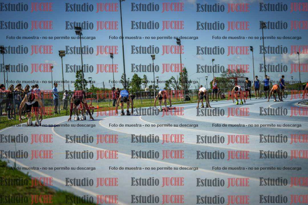 Fotos de los 200 m llanos de varones
