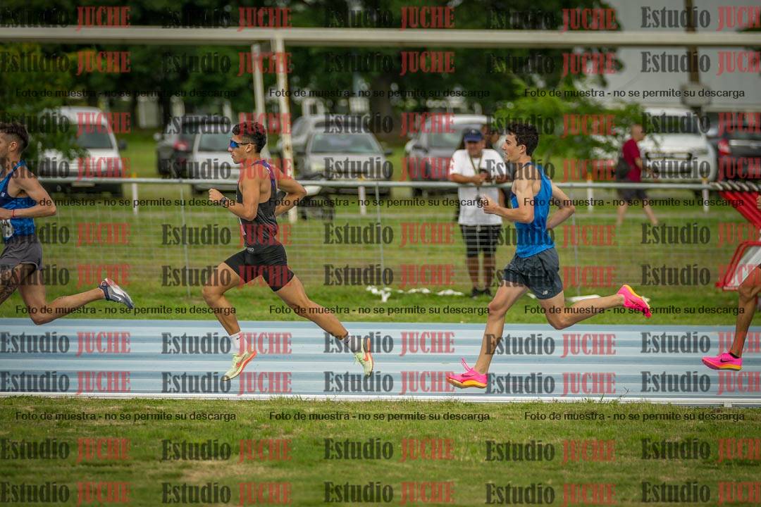 Fotos de los 1000 m llanos de varones