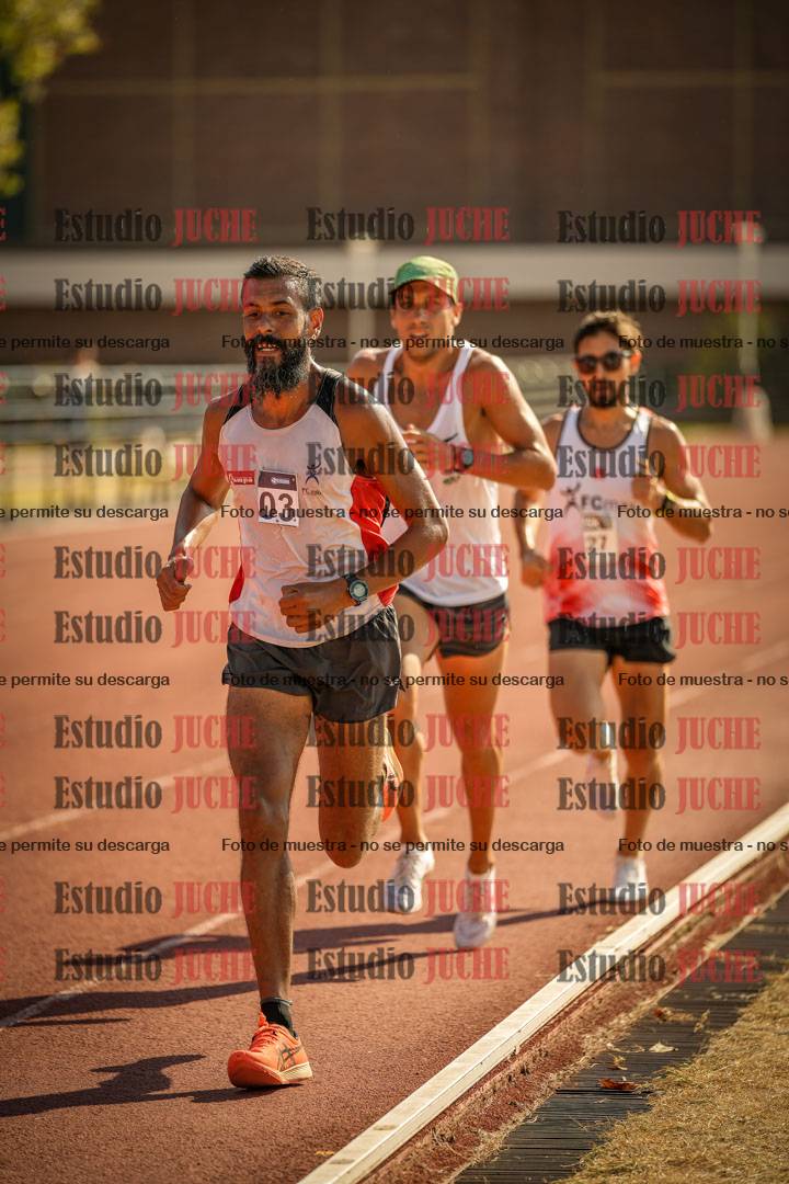 Fotos de los 3000 m llanos de varones