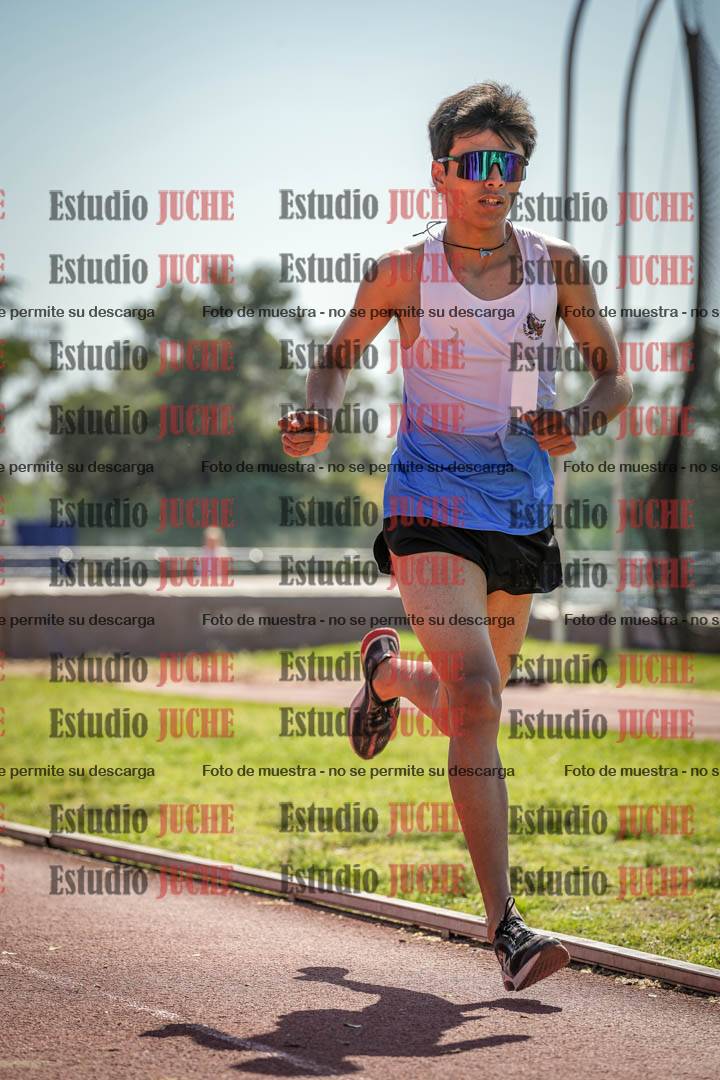 Fotos de los 2400 m de varones
