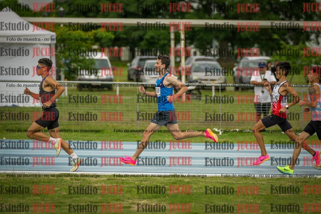Fotos de los 1000 m llanos de varones