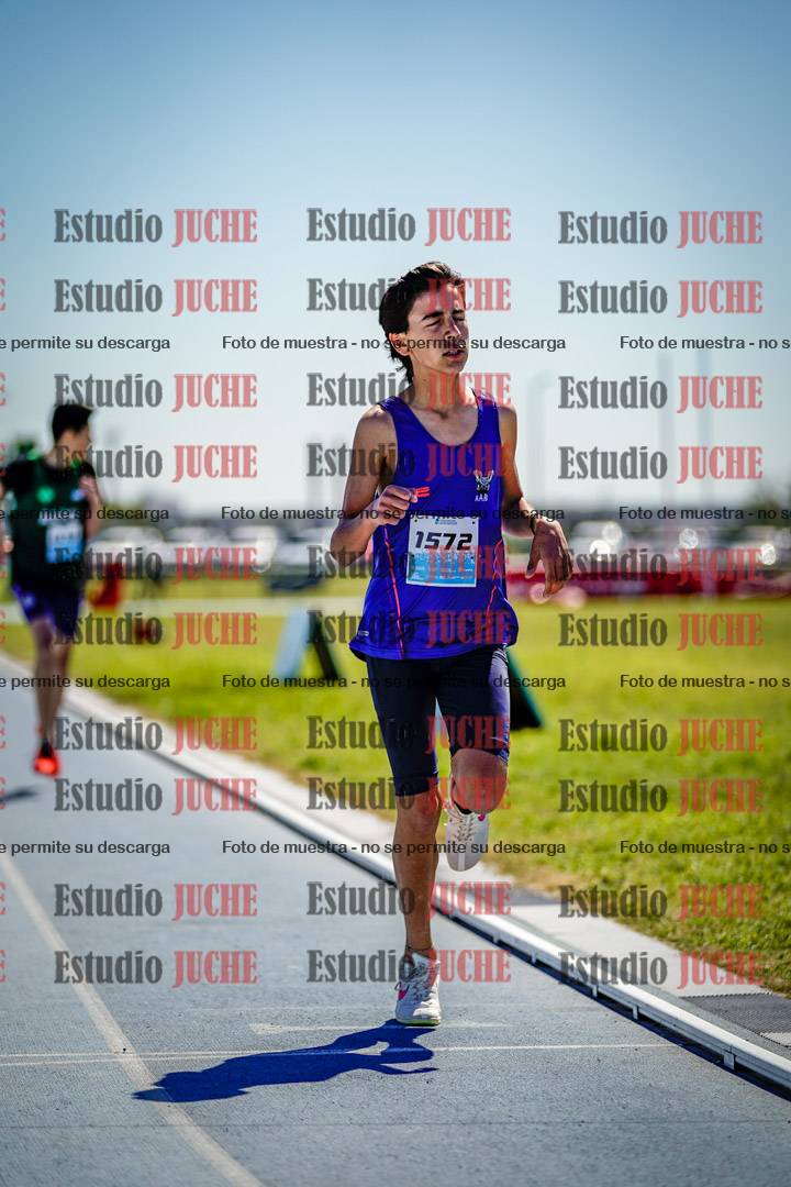 Fotos de los 600 m llanos de varones
