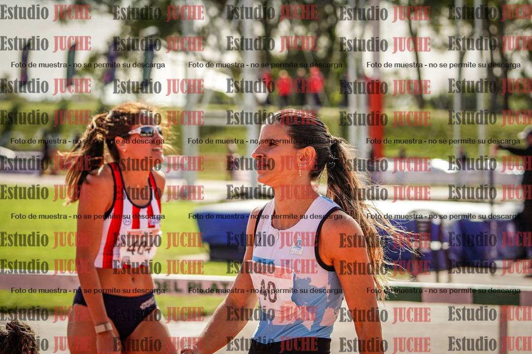 Fotos de algunos extras y podios del día 3