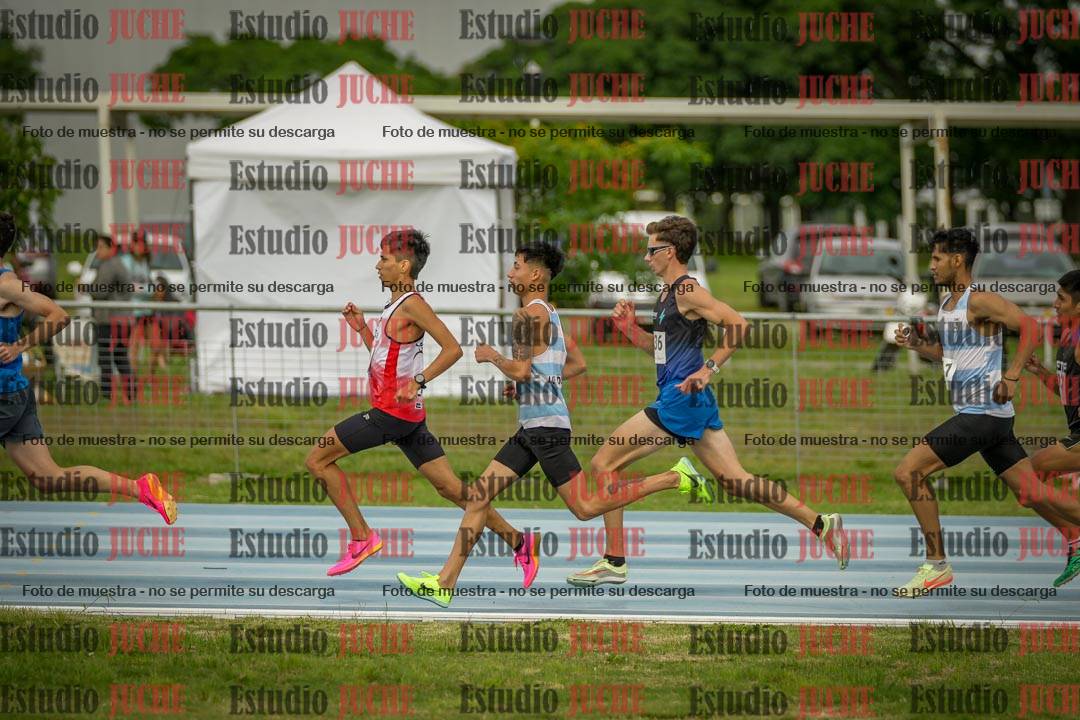 Fotos de los 1000 m llanos de varones