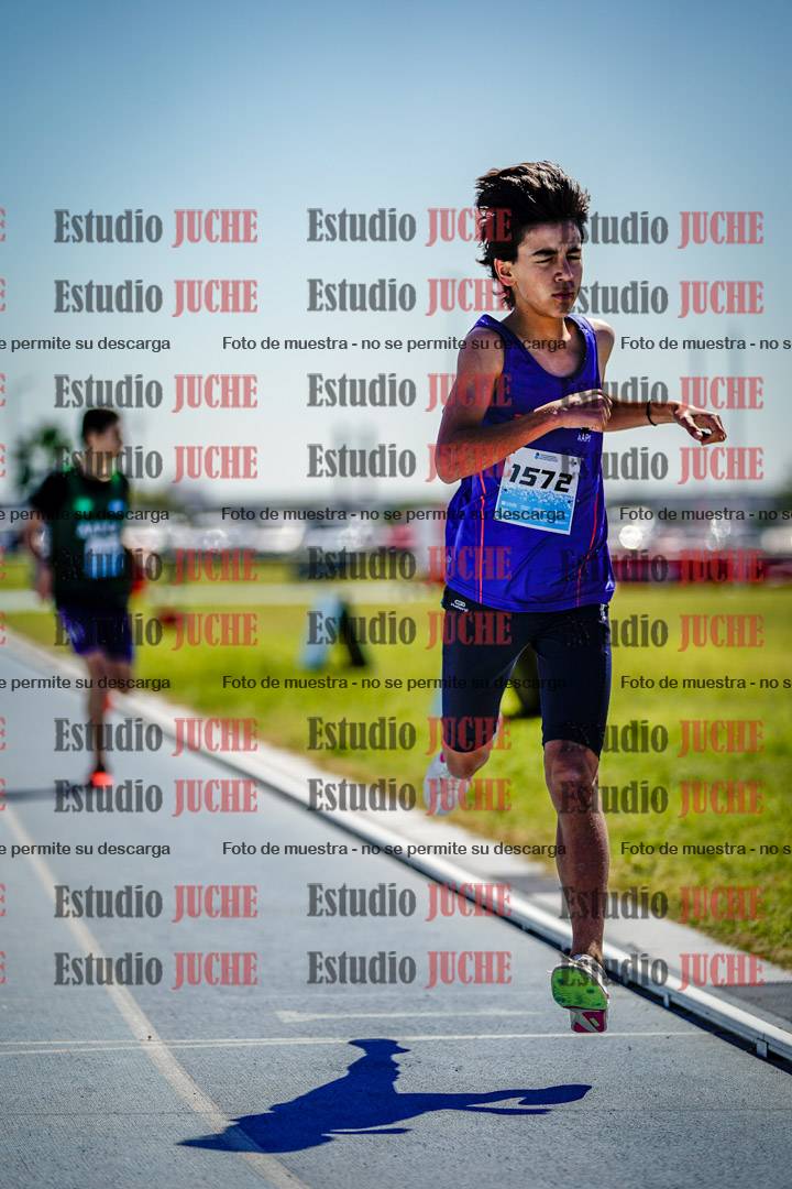 Fotos de los 600 m llanos de varones