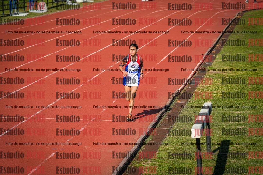 Fotos de los 2400 m llanos de varones