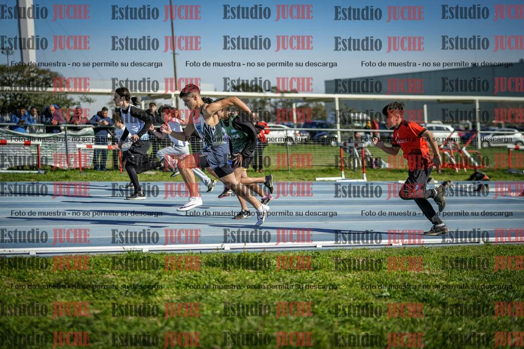 Fotos de los 80 m llanos de varones - U14