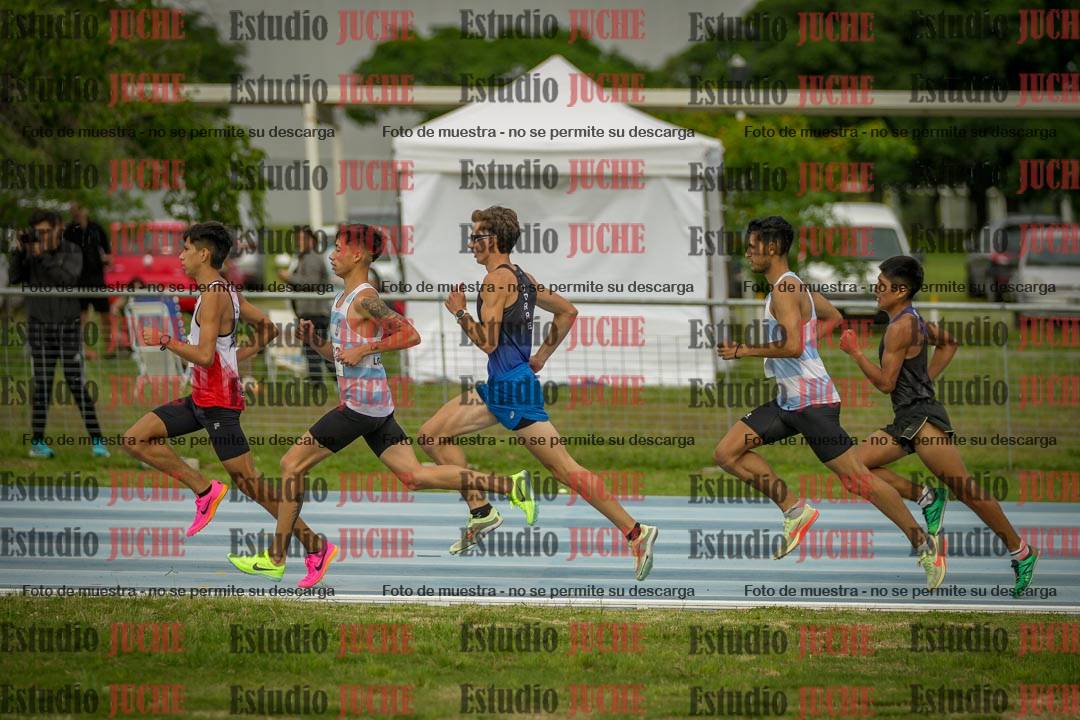 Fotos de los 1000 m llanos de varones