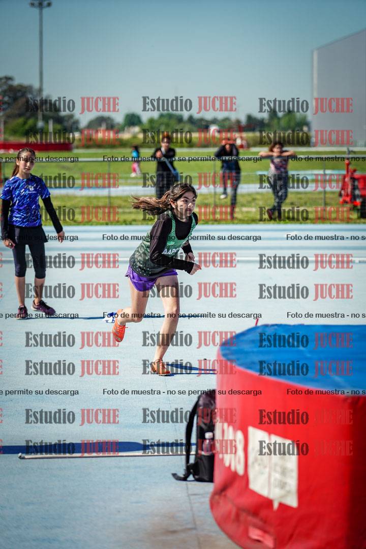 Fotos del salto en alto de mujeres - U12