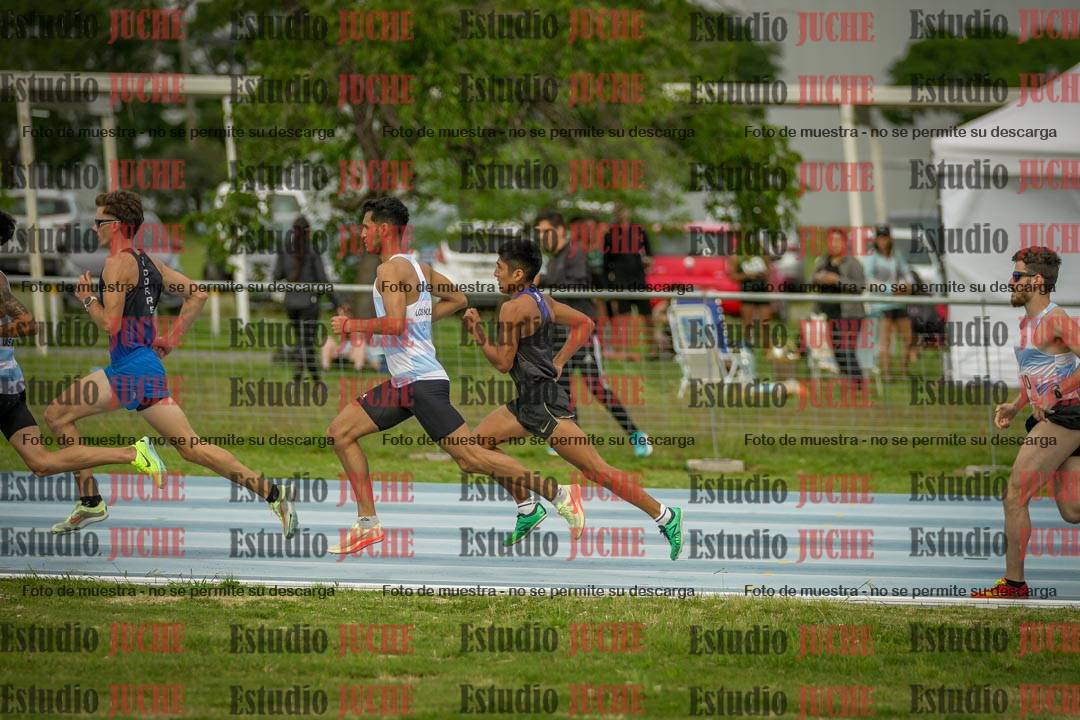 Fotos de los 1000 m llanos de varones