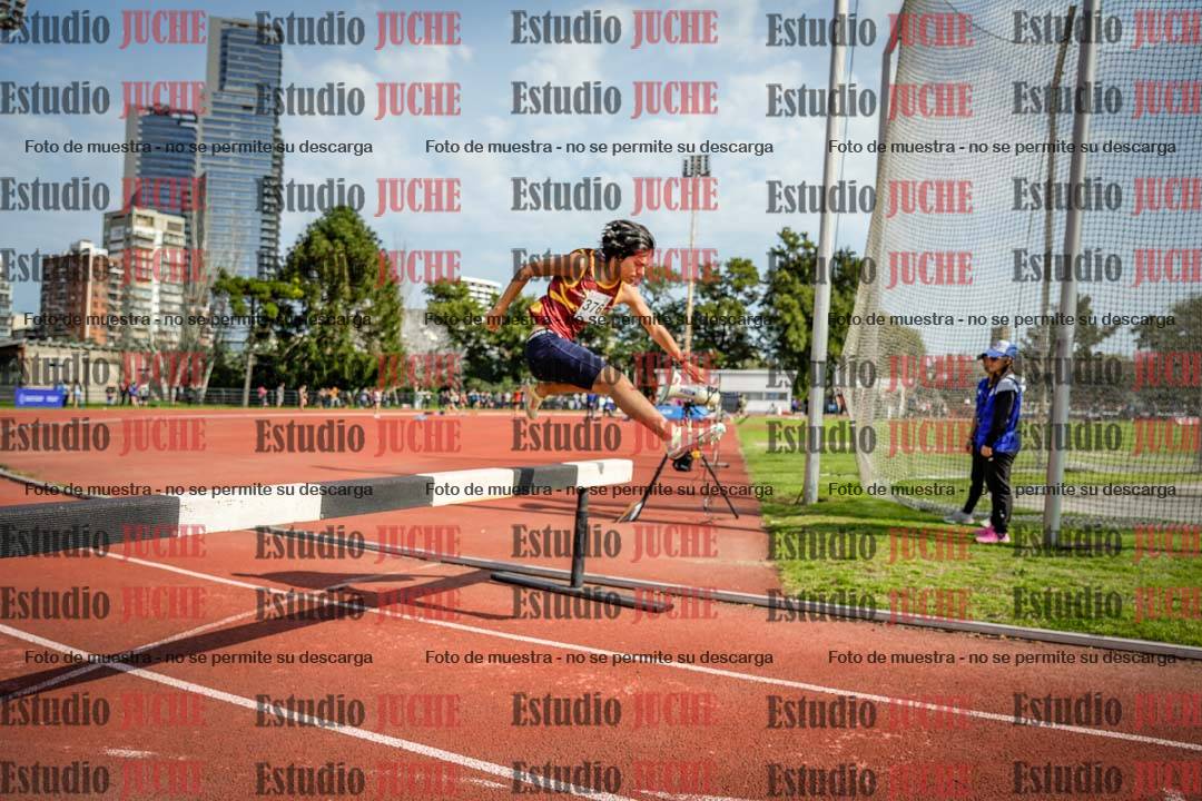 Fotos de los 1500 m con obstáculos de varones