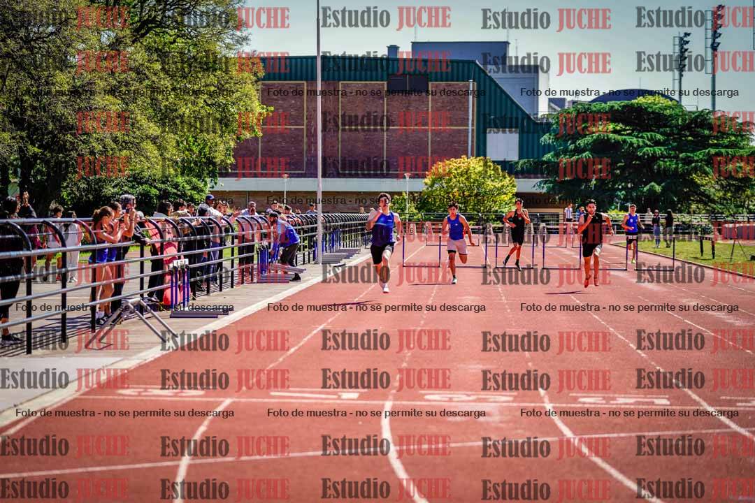 Fotos de los 400 m con vallas de varones