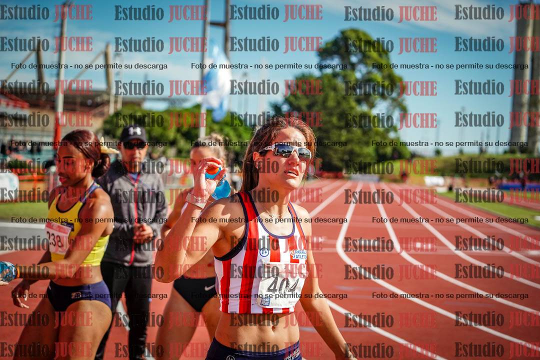 Fotos de algunos extras y podios del día 3