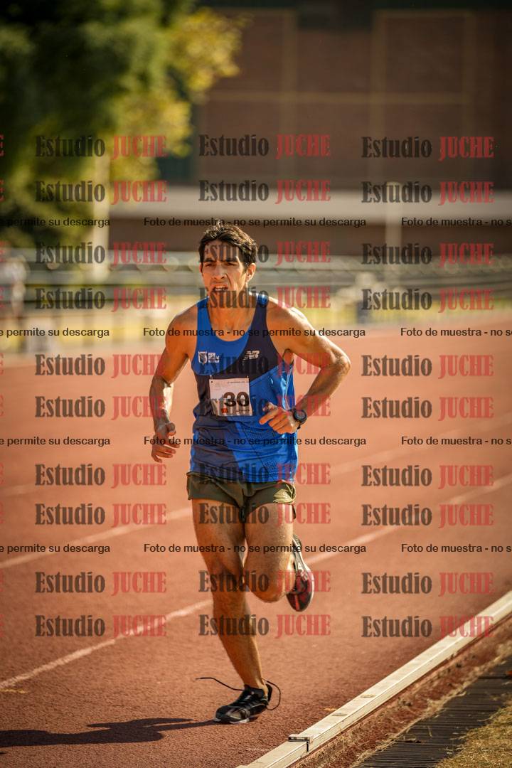Fotos de los 3000 m llanos de varones