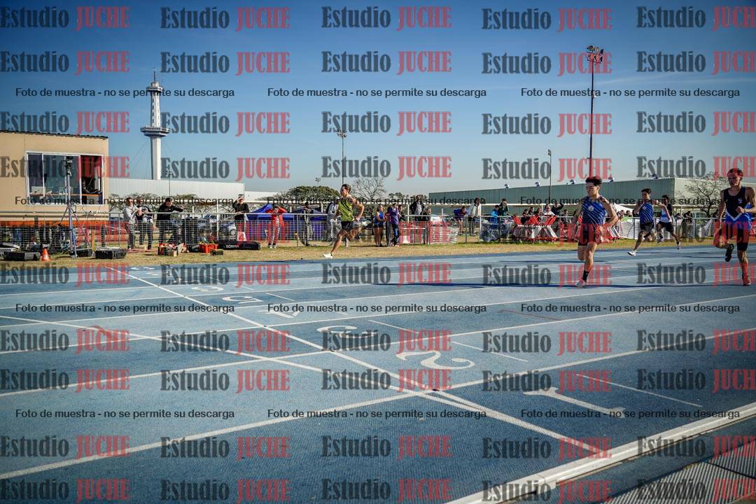 Fotos de los 100 m llanos de varones