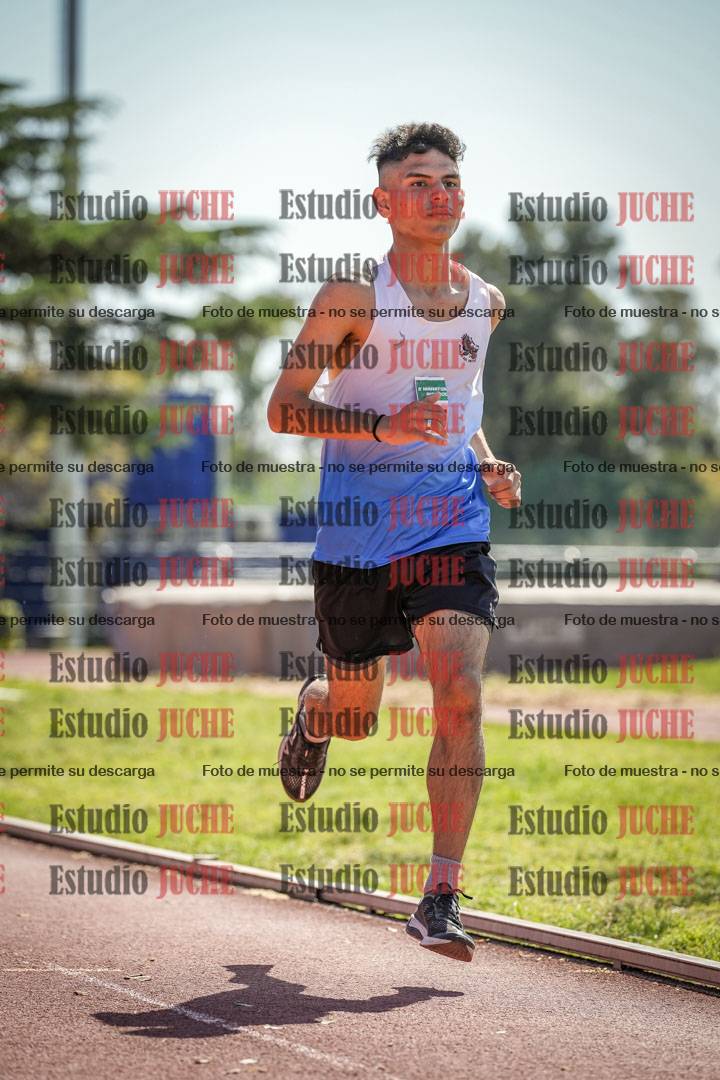Fotos de los 2400 m de varones