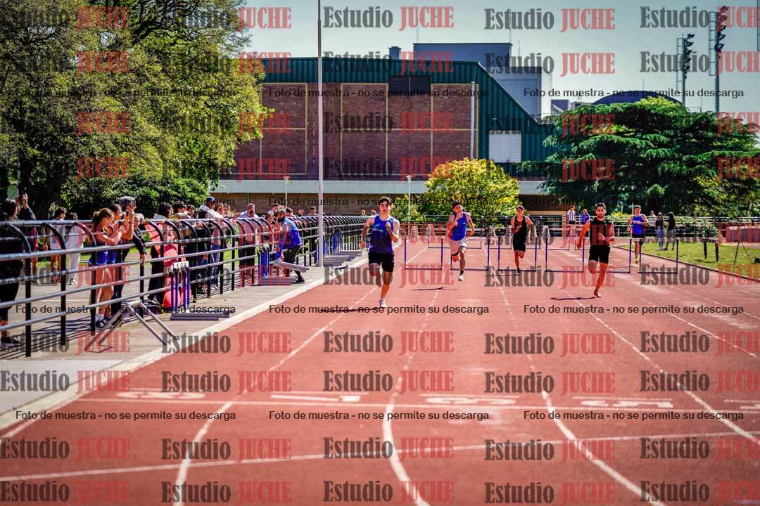 Fotos de los 400 m con vallas de varones
