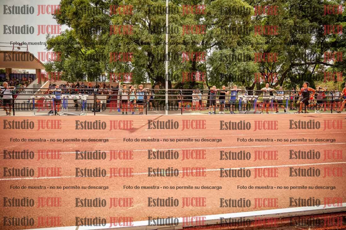 Fotos de los 100 m llanos de varones