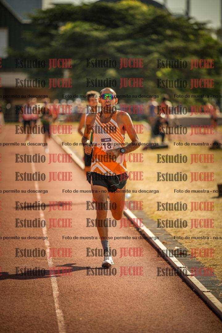 Fotos de los 3000 m llanos de varones